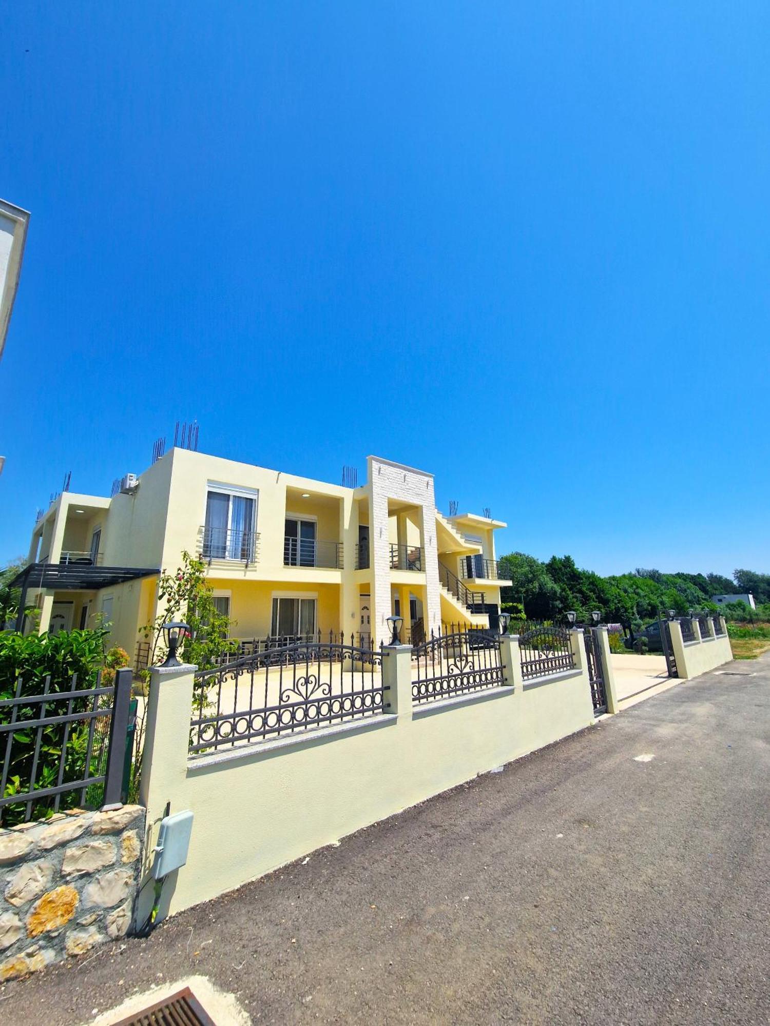 Ivana Apartments Ulcinj Exterior photo